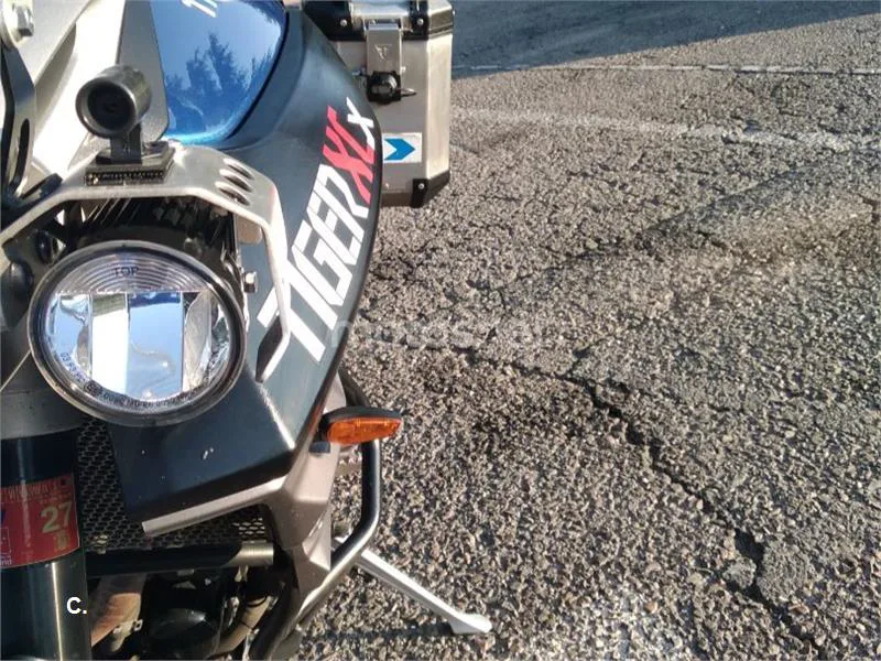 Triumph Tiger 800 XCX - Vista 5