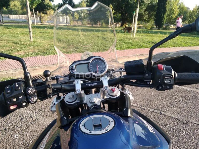 Triumph Tiger 800 XCX - Vista 8