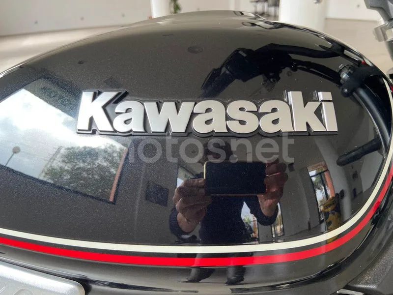 Kawasaki Z650 - Vista 13