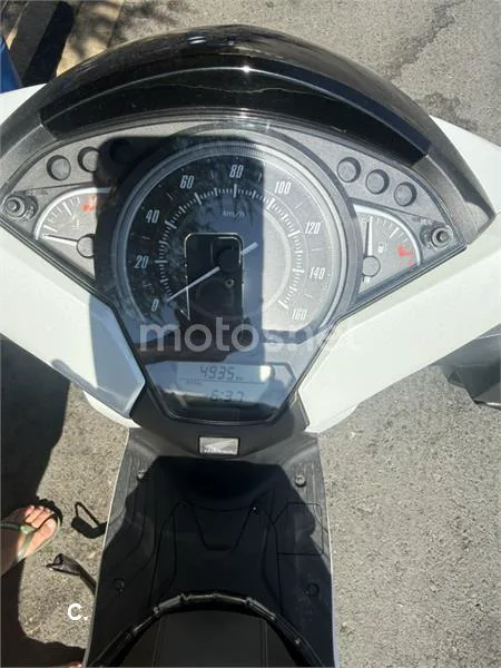 Honda SH125i - Vista 4