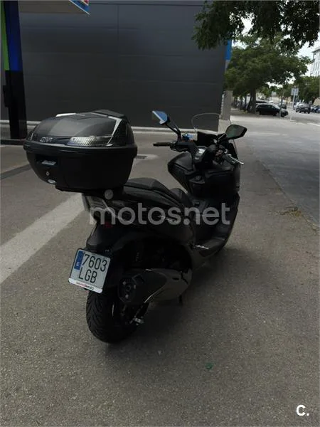 Kymco Xciting S 400 - Vista 4