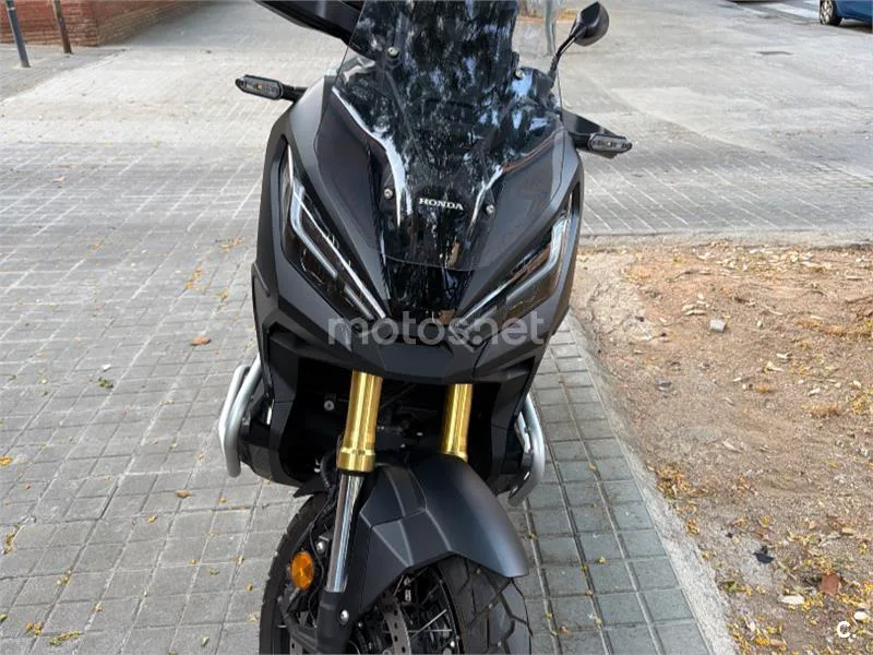 Honda X-ADV - Vista 3