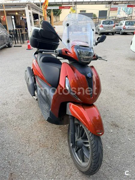 Piaggio Beverly S 400 - Vista 3