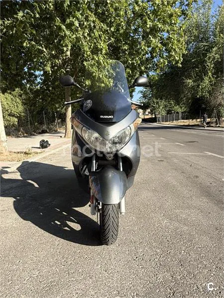 Suzuki Burgman 125 1500 € 2009 Madrid - 2