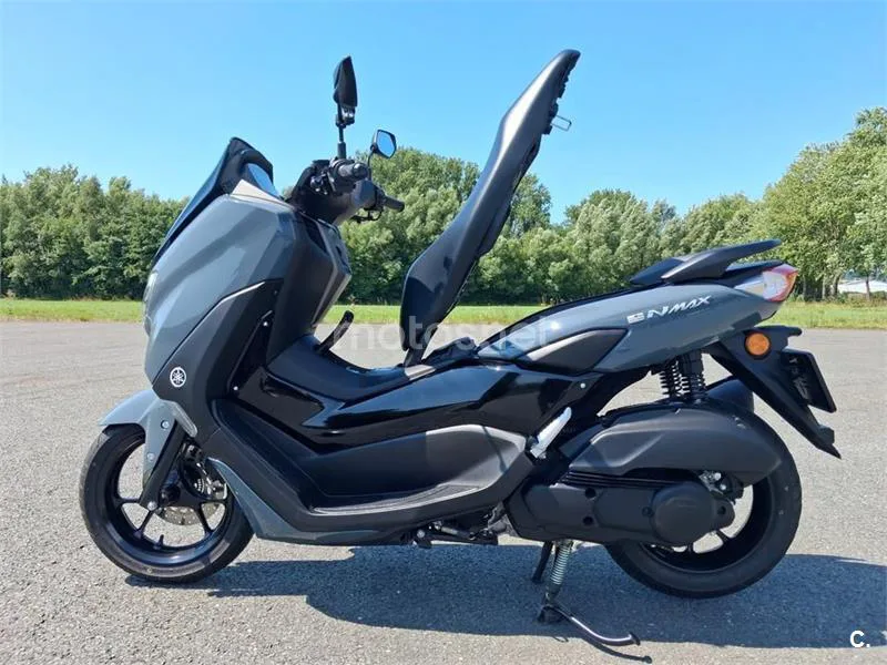 Yamaha NMAX - Vista 4