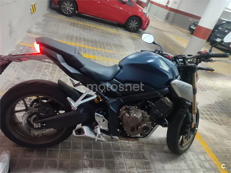 Honda CB650R - Vista 3