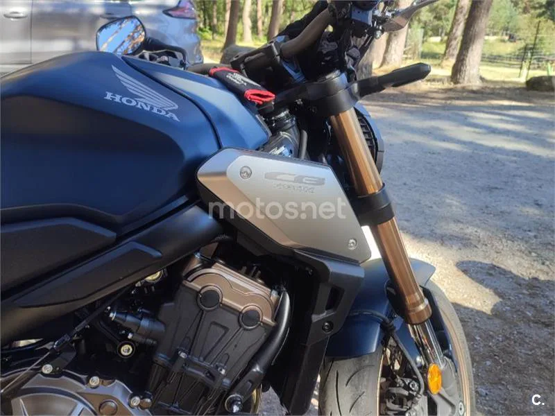Honda CB650R - Vista 8