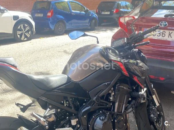 Kawasaki Z900 - Vista 6