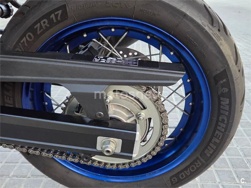 Suzuki V-Strom 650XT - Vista 5