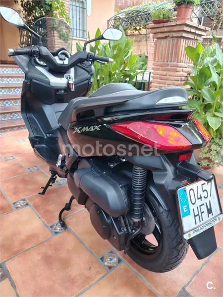Yamaha XMAX 250 - Vista 11