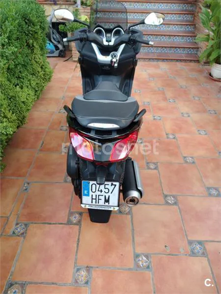Yamaha XMAX 250 - Vista 4