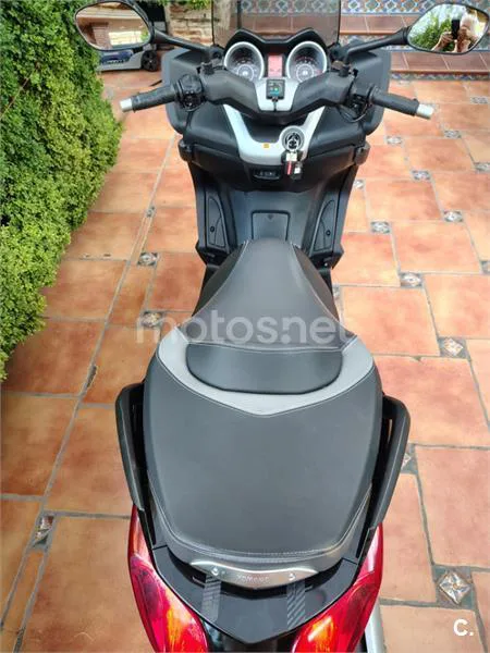 Yamaha XMAX 250 - Vista 5