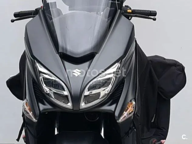 Suzuki Burgman 400 - Vista 6