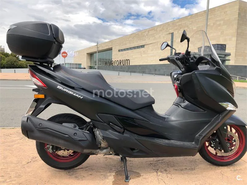 Suzuki Burgman 400 - Vista 9