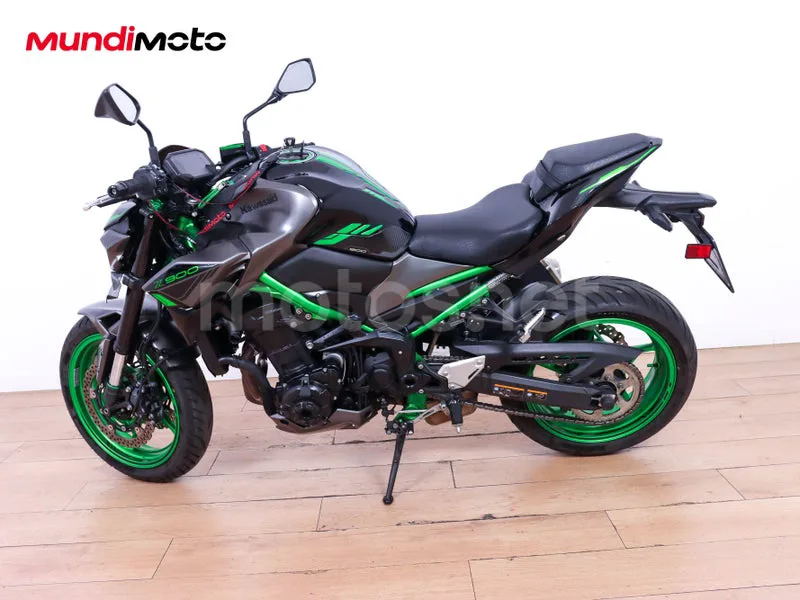 Kawasaki Z900 - Vista 6