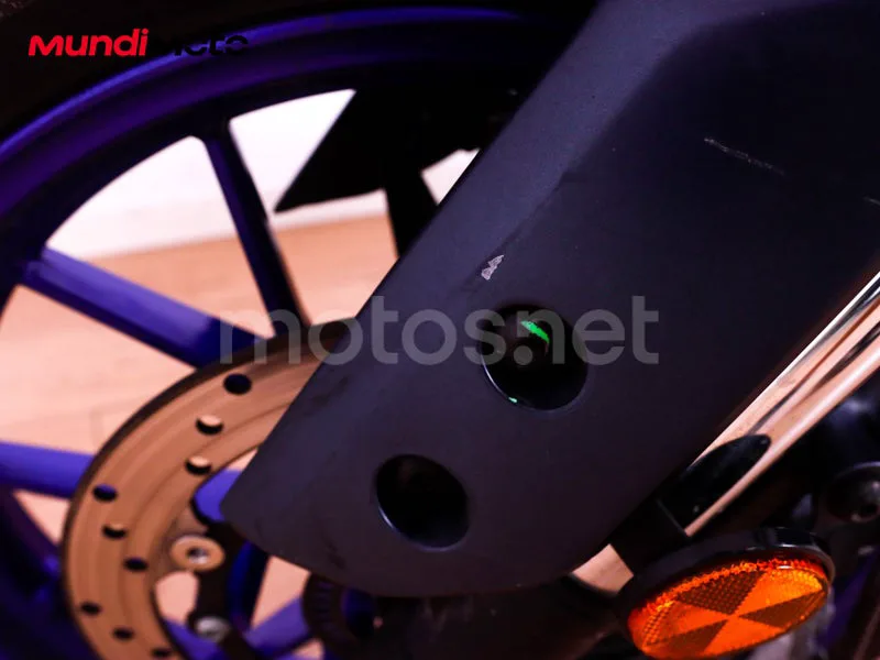 Yamaha MT-125 - Vista 19