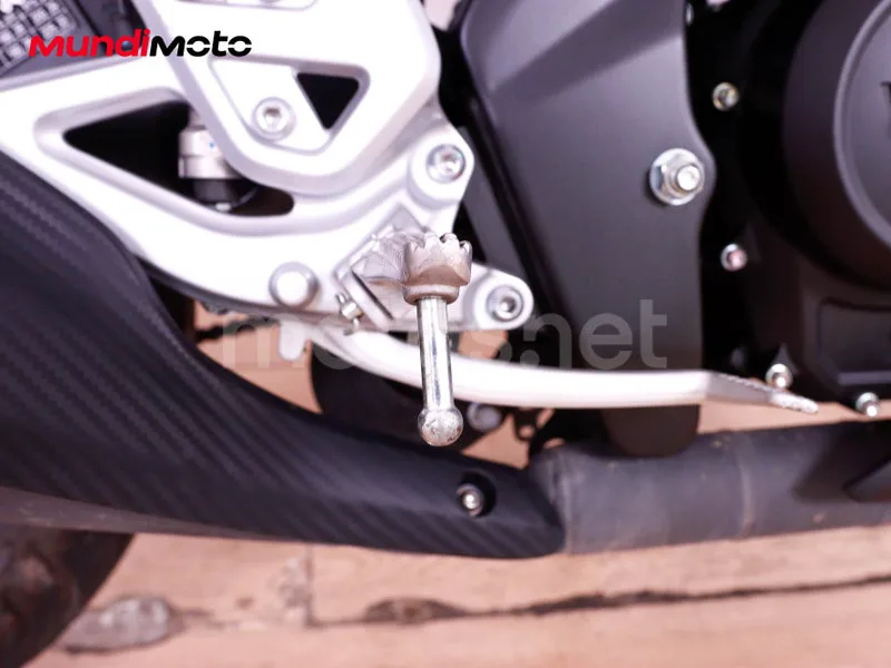 Yamaha MT-125 - Vista 28