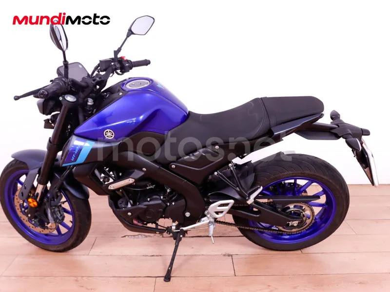 Yamaha MT-125 - Vista 6