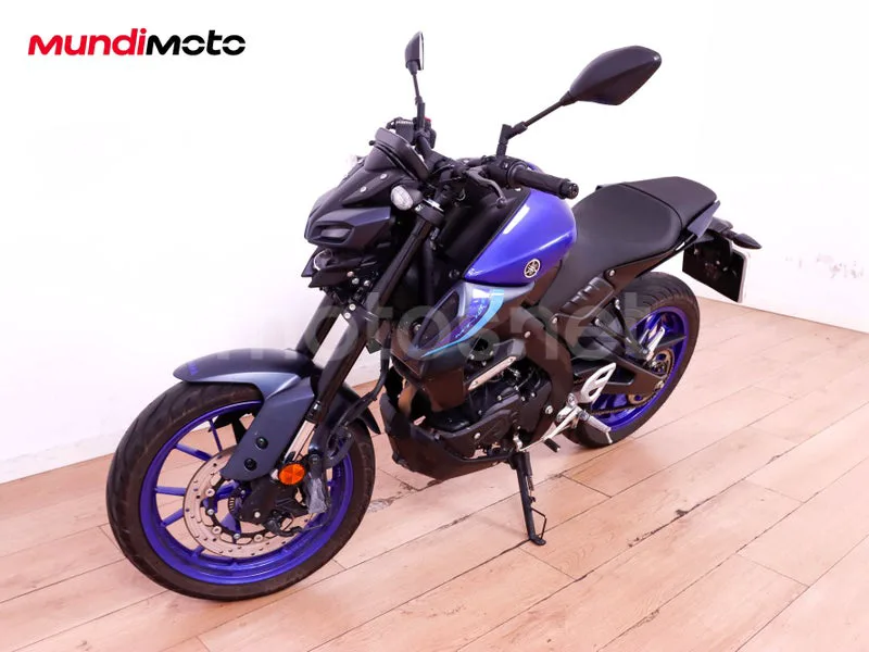 Yamaha MT-125 - Vista 7