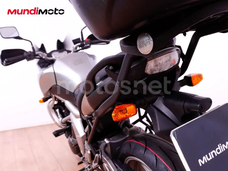 Kawasaki Versys 650 - Vista 9