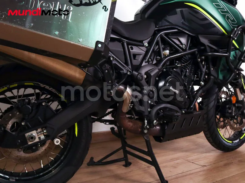 Benelli TRK 702 - Vista 4