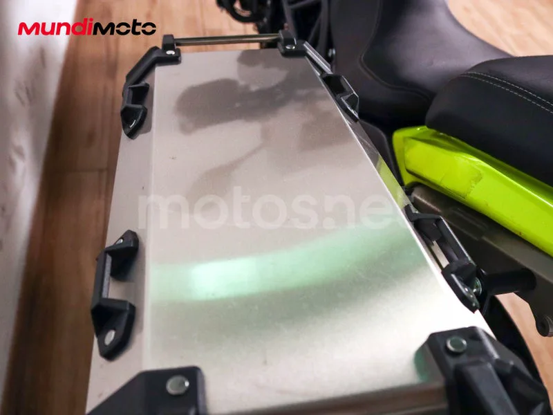 Benelli TRK 702 - Vista 33