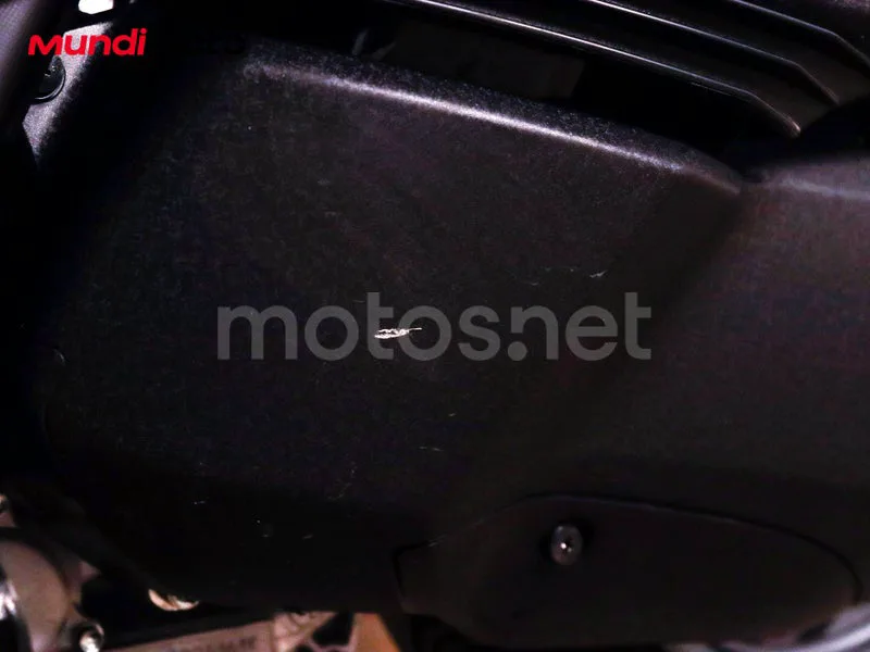 Yamaha XMAX 300 - Vista 22