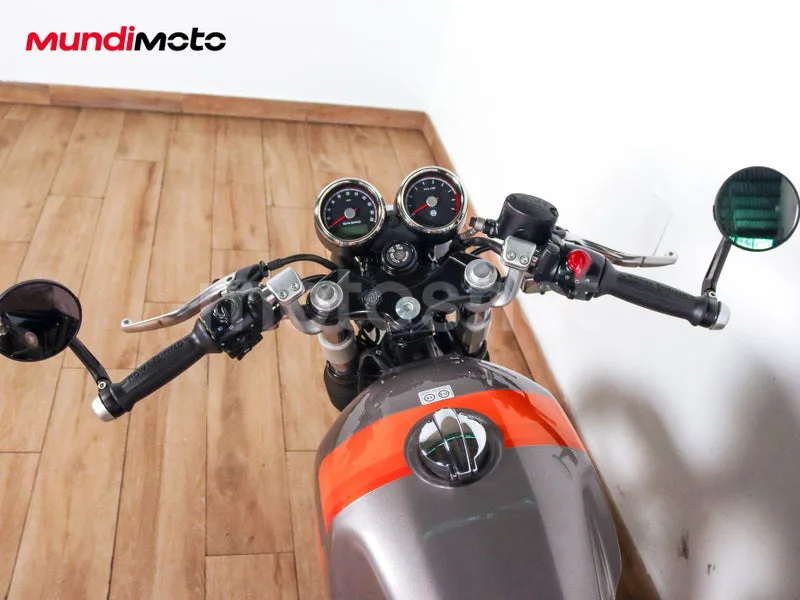 Royal Enfield Continental GT 650 - Vista 11