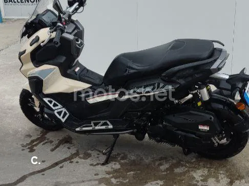 Keeway Vieste 300 XDV 2590 € 2024 Cantabria - 1