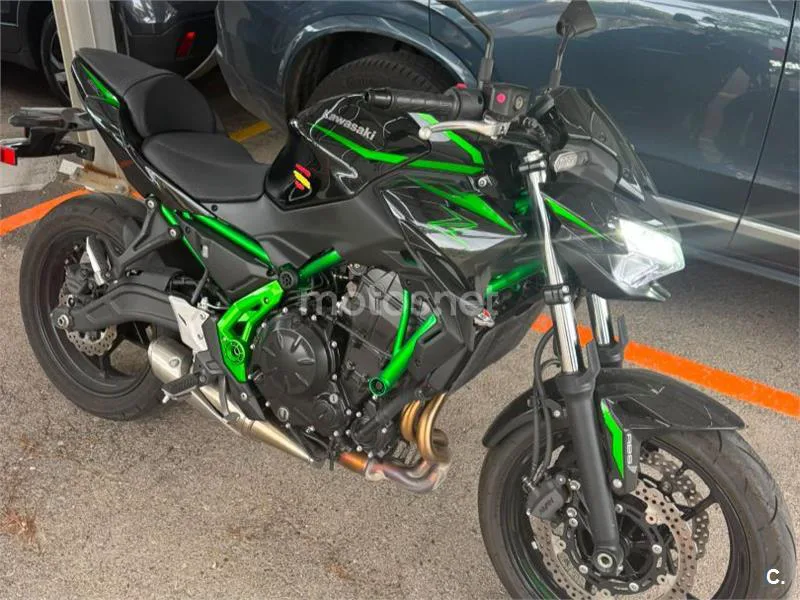 Kawasaki Z650 - Vista 6
