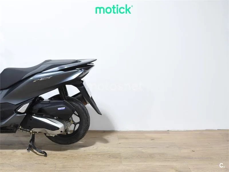 Honda PCX125 - Vista 8