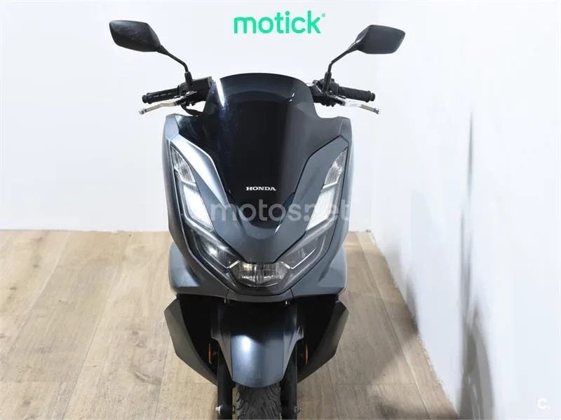 Honda PCX125 - Vista 10