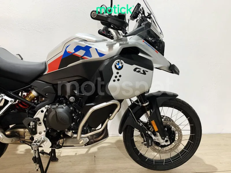 BMW F 900 GS - Vista 3