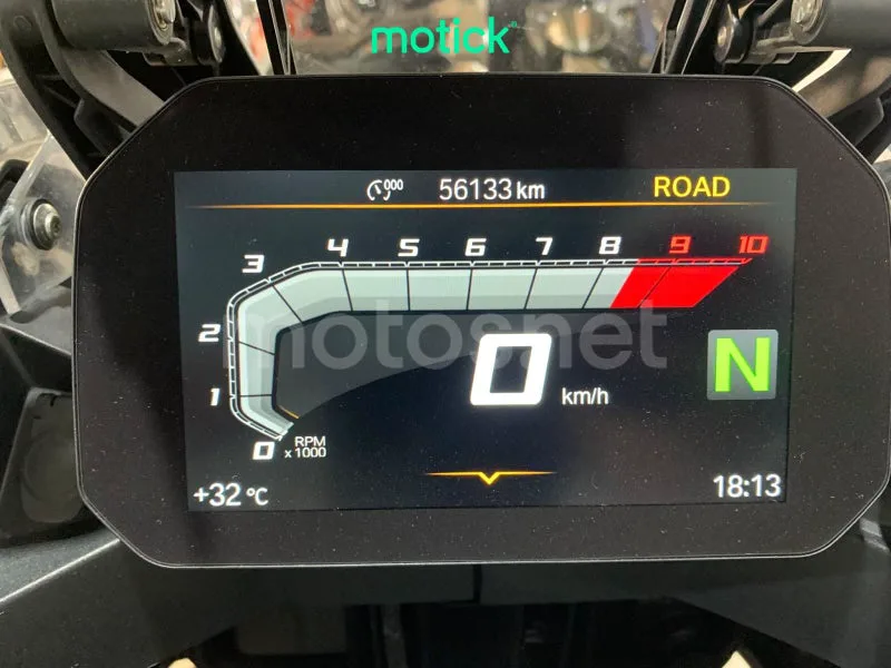 BMW F 900 GS - Vista 4