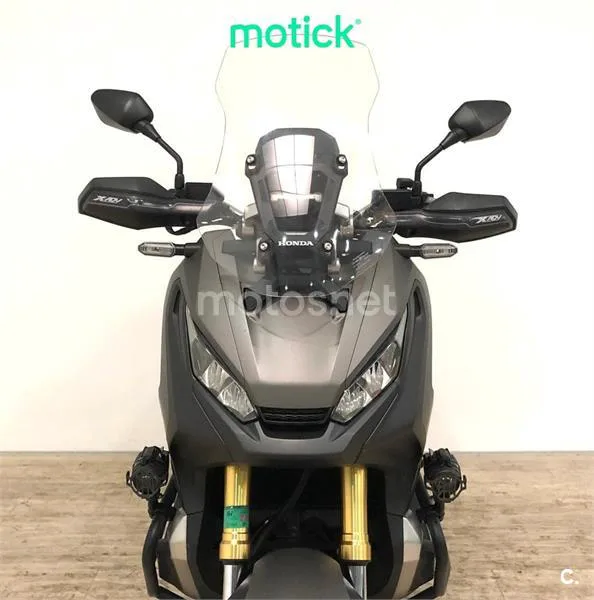 Honda X-ADV - Vista 9