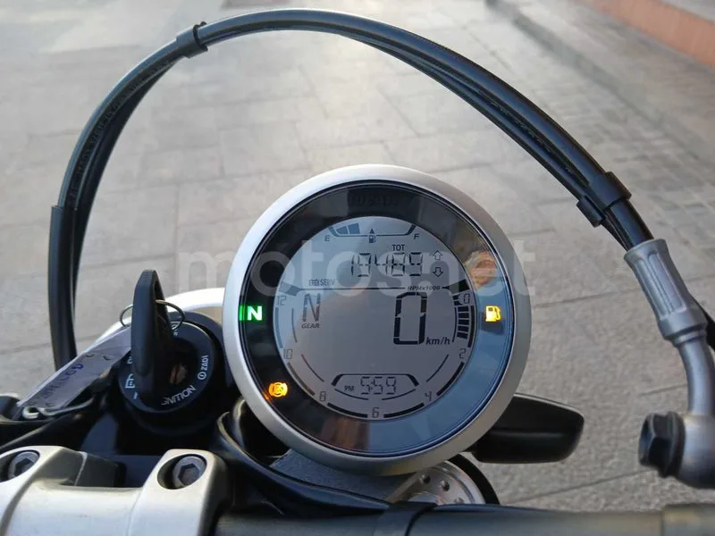 Ducati Scrambler - Vista 16