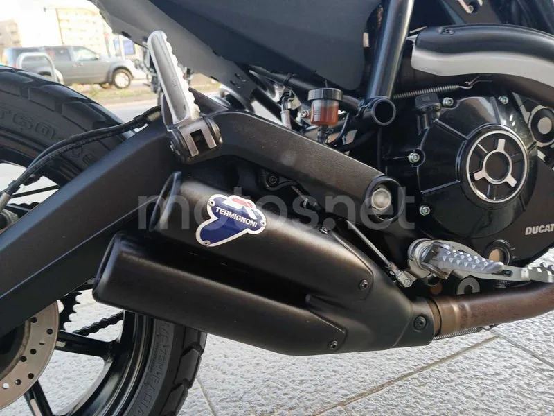 Ducati Scrambler - Vista 15