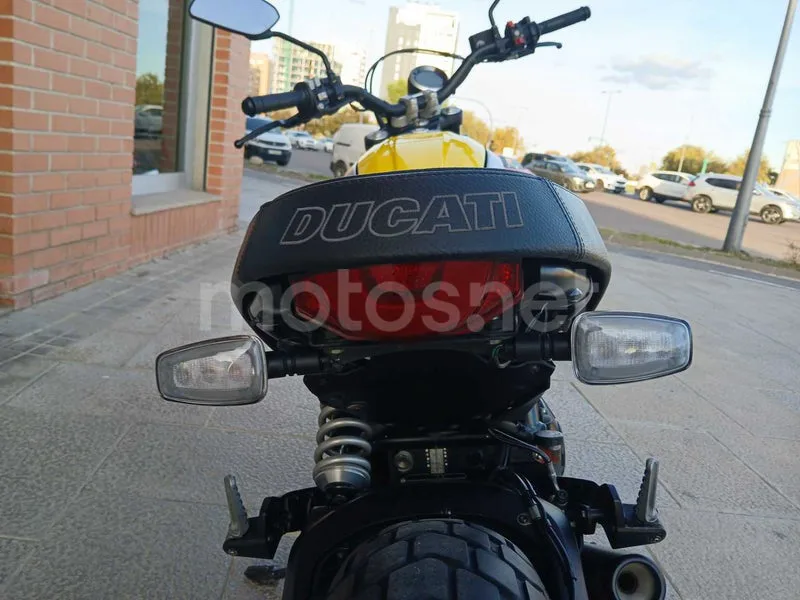 Ducati Scrambler - Vista 9