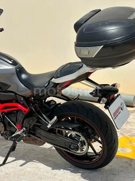 Yamaha MT-07 - Vista 3