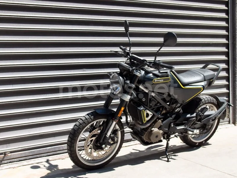 Husqvarna Svartpilen 401 - Vista 11