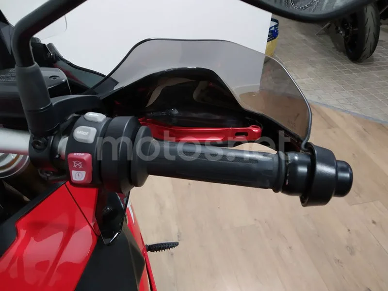BMW S 1000 XR - Vista 9