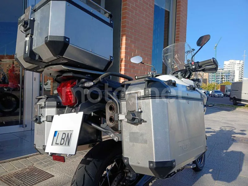 Triumph Tiger 800 XC - Vista 4