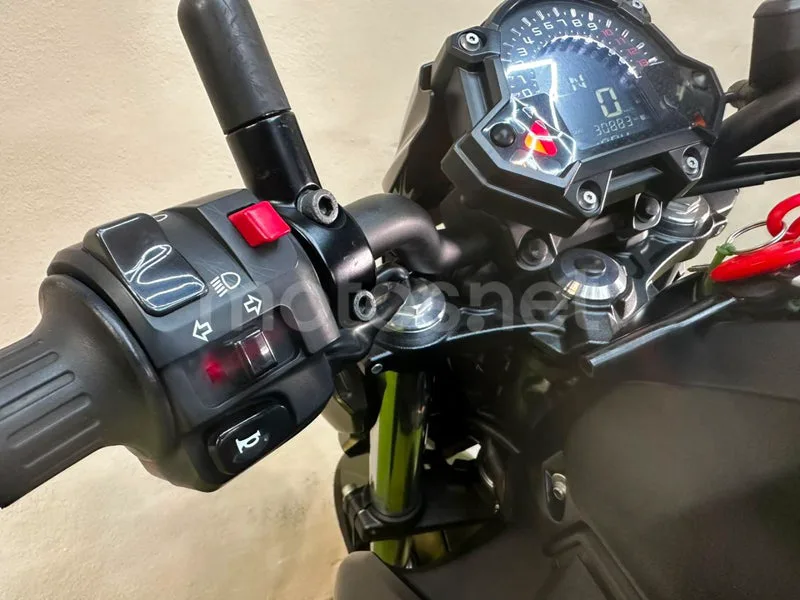 Kawasaki Z650 - Vista 10