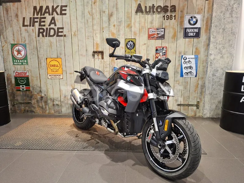 BMW R 1300 R - Vista 4