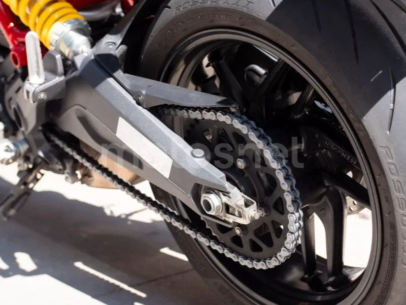 Ducati Monster 797 - Vista 16
