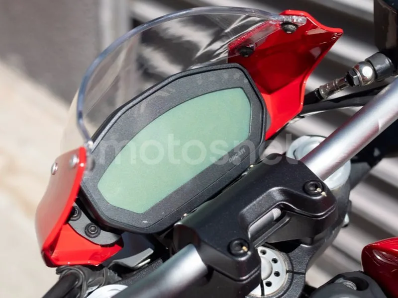 Ducati Monster 797 - Vista 20