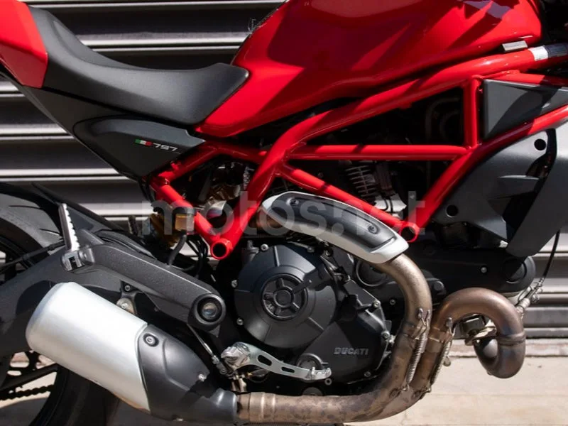 Ducati Monster 797 - Vista 5