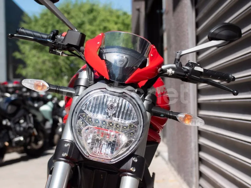 Ducati Monster 797 - Vista 9