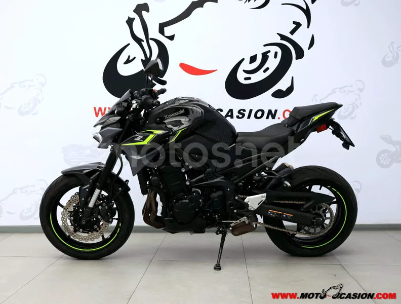 Kawasaki Z900 - Vista 7