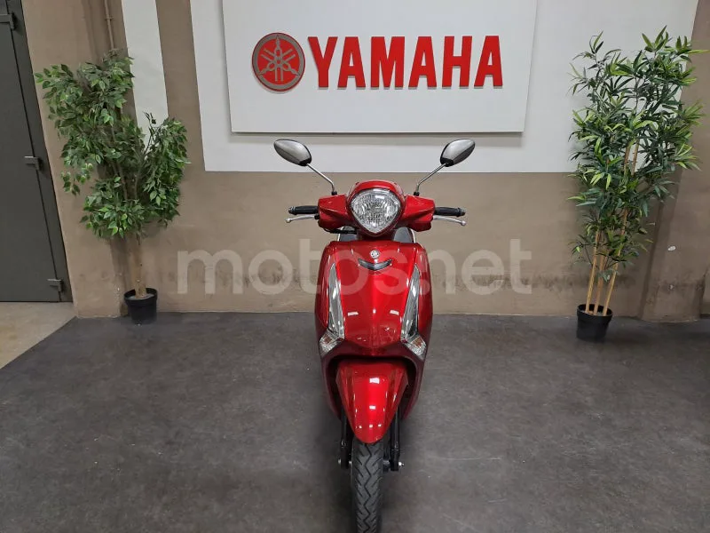 Yamaha D'elight - Vista 5